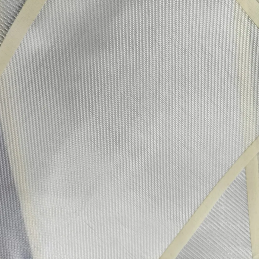 E Glass Plain and Twill Fiberglass Fabric Cloth 30G for UAV and Aerospace FRP Composites.png